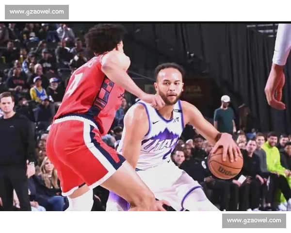 快船与爵士激烈对决赛前全方位解析攻防焦点与胜负关键展望 快船与爵士激烈对决赛前全方位解析攻防焦点与胜负关键展望